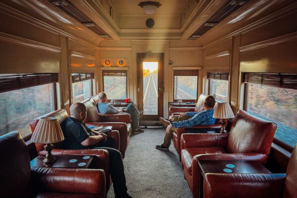 Private-train-ride-New-York-City-Chicago-Pullman-car-rental