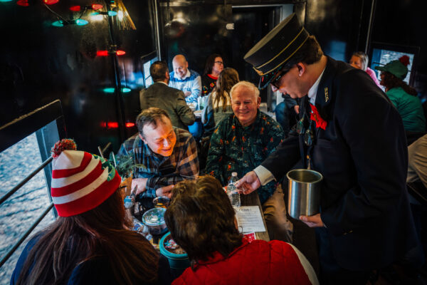 christmas-train-cocktail-class-